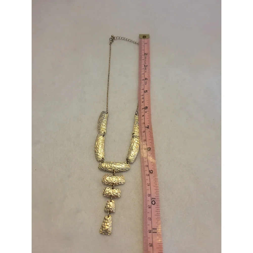 Unbranded Hammered Bib Necklace Women OS Gold Tone Good Tiered Drop Statement‎